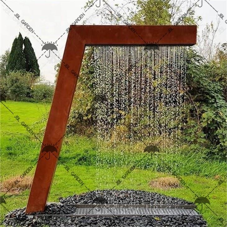Garden Water Feature Dark