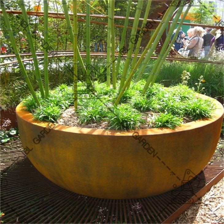 Large Metal Raised Garden Beds