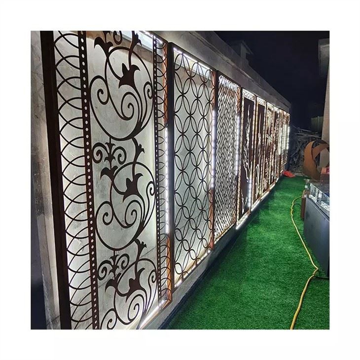 Planter Screen