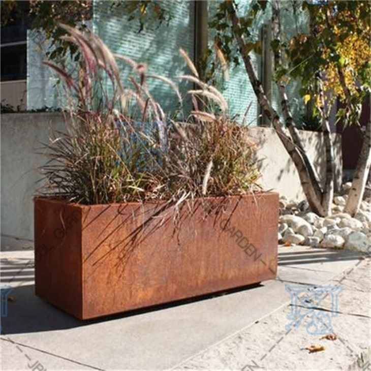 Very Large Outdoor Planters