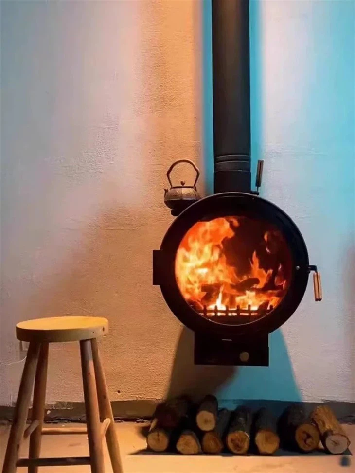 Round Glass Door Hanging Fireplace