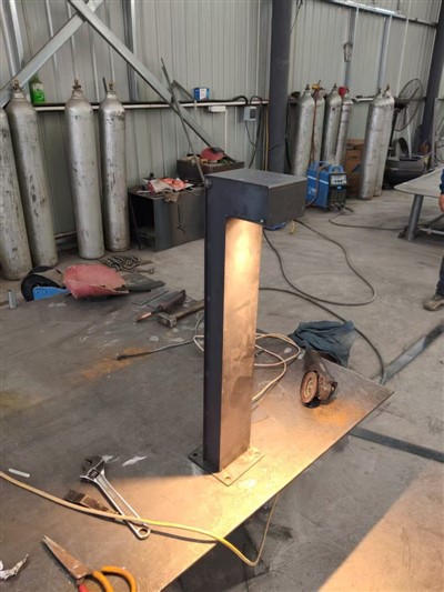 أضواء كورتين ستيل للفناء