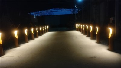 مصباح بولارد LED بعمود دائري من الفولاذ Corten المتميز لممرات الحديقة